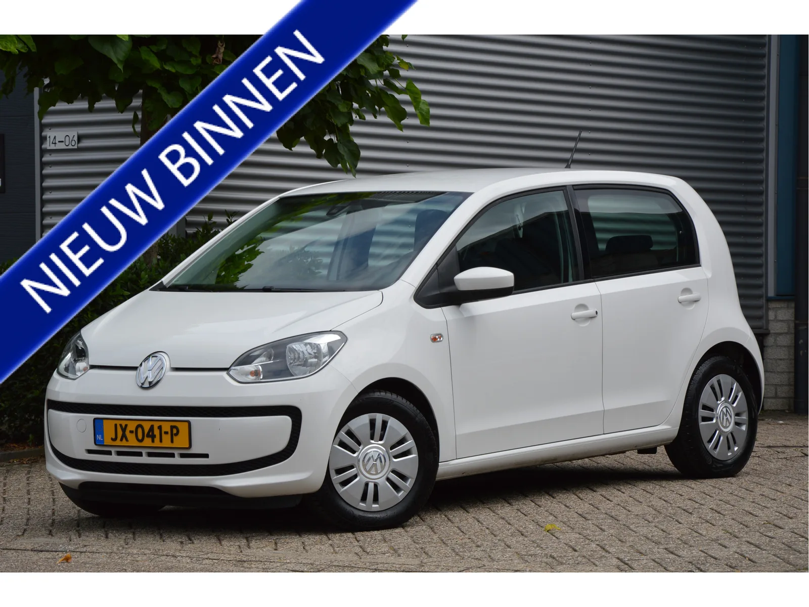 Volkswagen Up! (2016) — foto 1